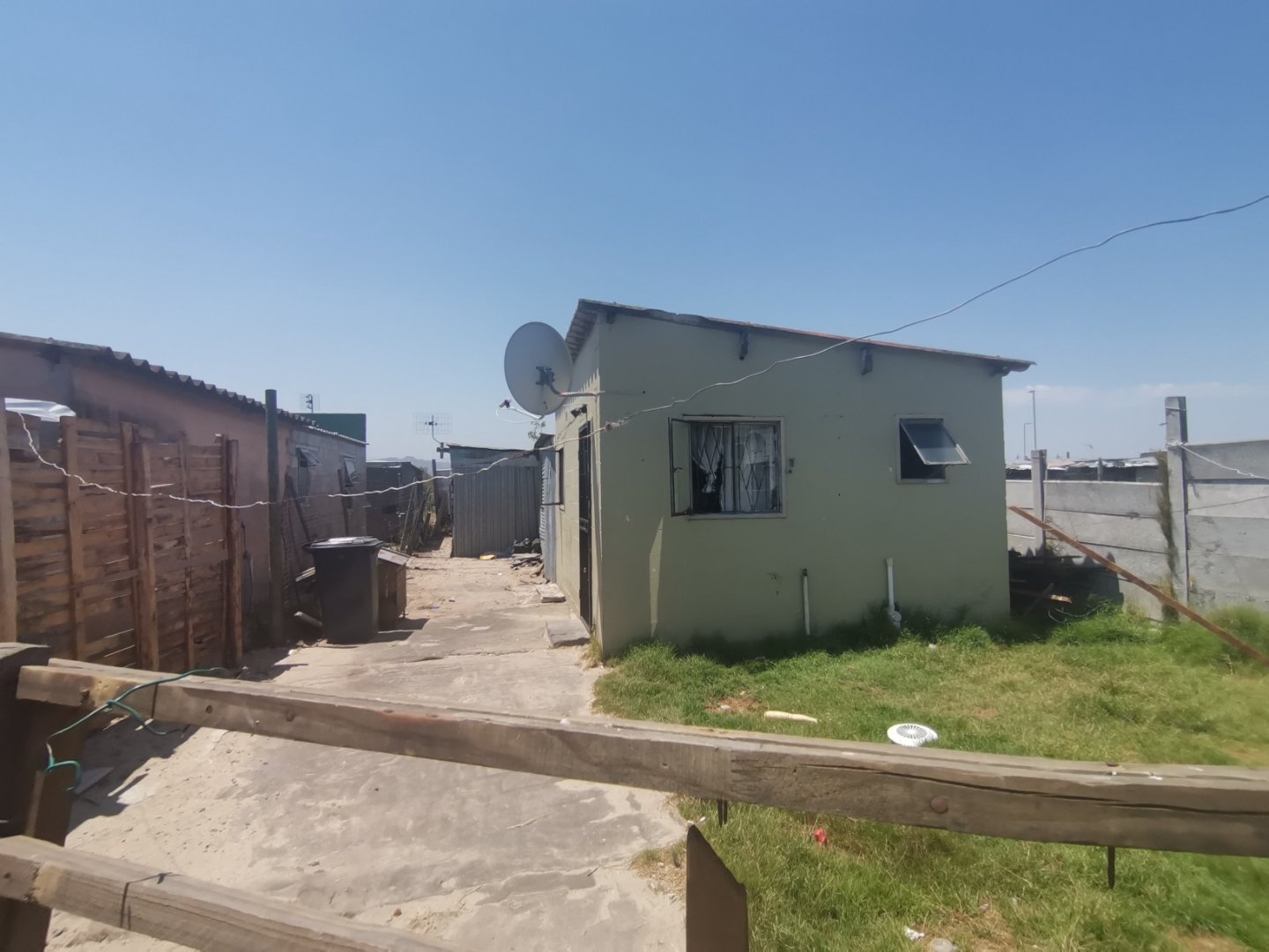 1 Bedroom Property for Sale in Kalkfontein Western Cape